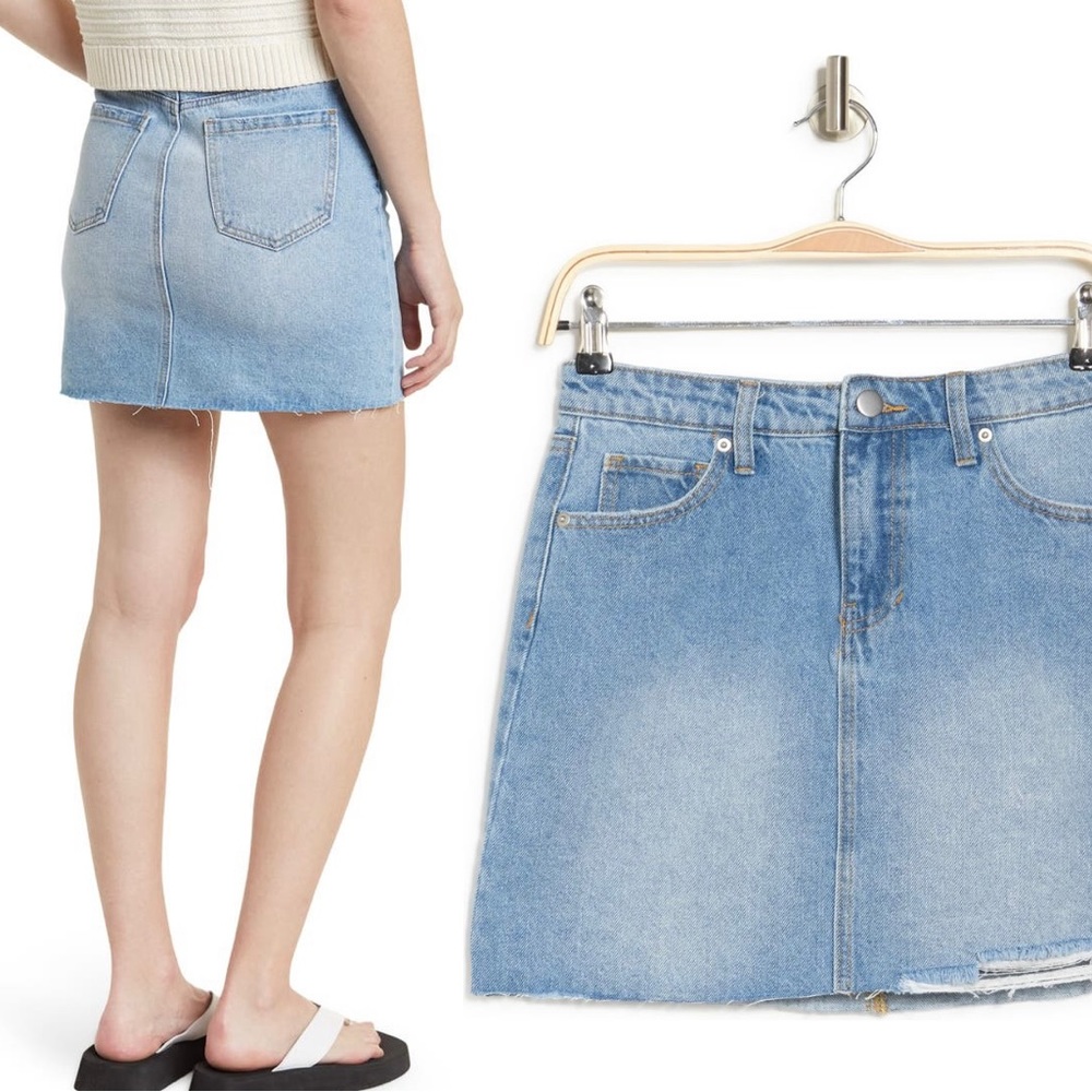 Women’s size 30 denim mini skirt NEW WITH TAGS